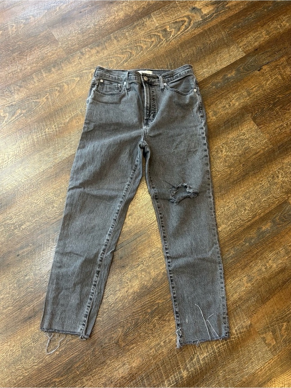 Madewell Women's Slim Straight Jeans in Washed Black 28
